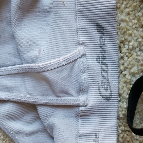 7 maternity bras - Picture 6 of 10